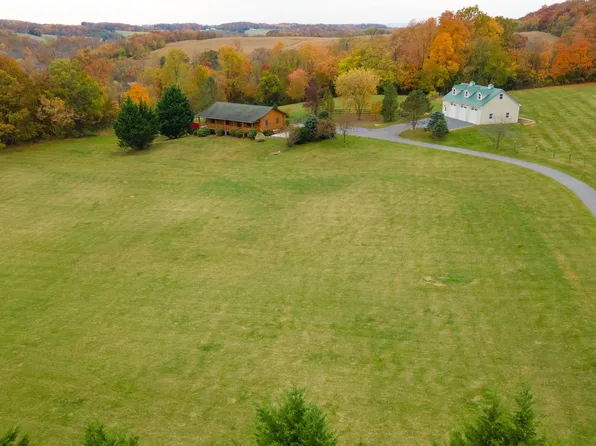 3575 Cemetery Ln, Westminster, MD 21158