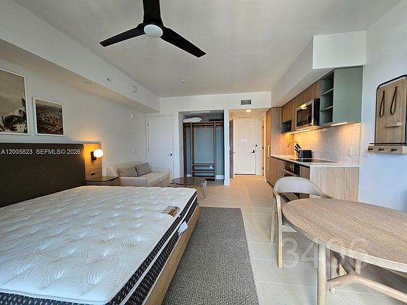 5th image of 601 NE 1st Ave #3406