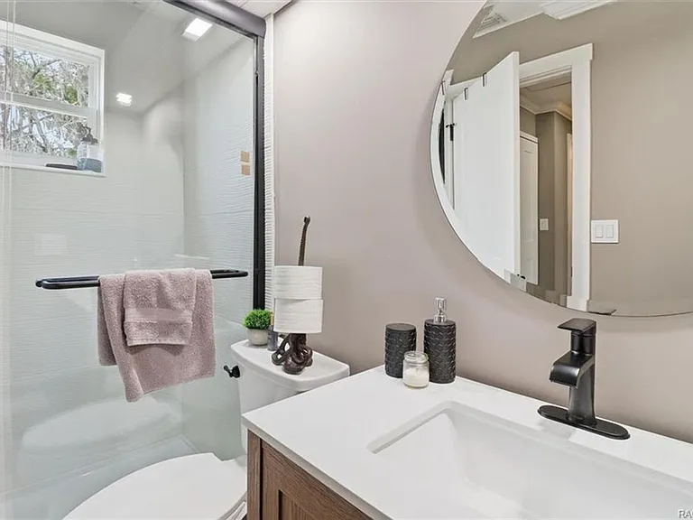 1637 SE Paradise Cir #204 — Photo 27