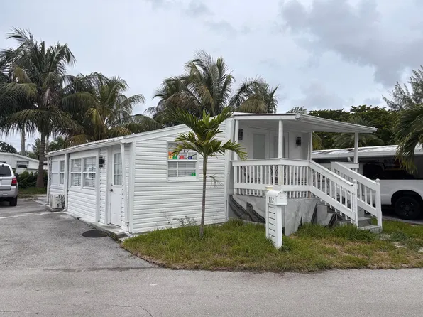 812 Cypress Ln, Hallandale, FL 33009