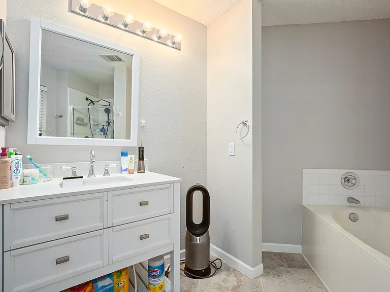 13803 Randalstone Dr — Photo 25