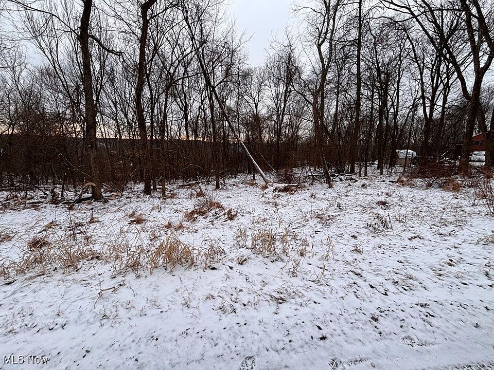 2nd image of Oak Dr
