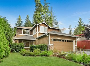 723 N 198th St, Shoreline, WA 98133