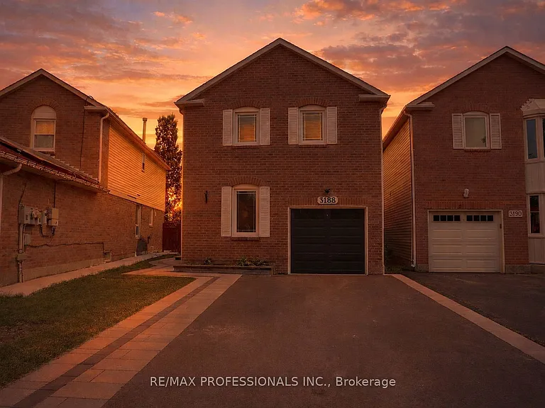 Cambourne Cres — Photo 1