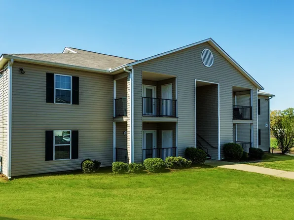 The Pointe at Ridge Cove