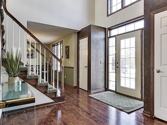 4th image of 206 Carver Creek Pl