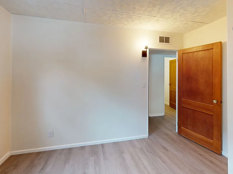 13 Hawley Ave — Photo 9