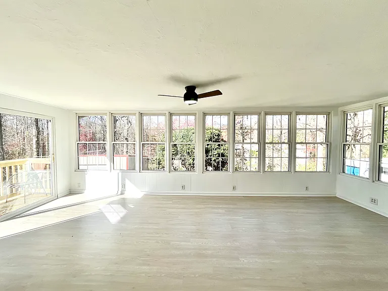 1727 Triangle Cir — Photo 13