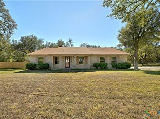 713 Mountain Dr, San Marcos, TX 78666