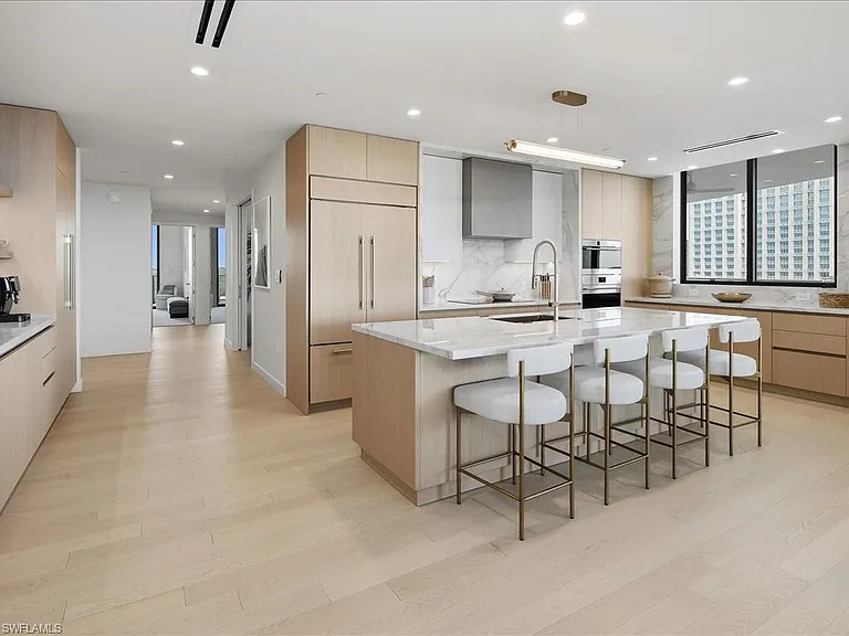 5100 Seagrass Blvd #306 — Photo 19
