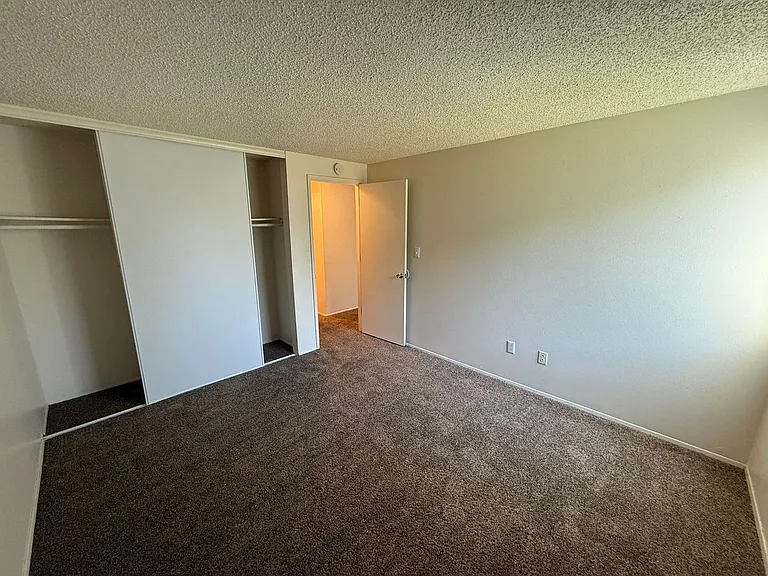 441 Senate St NW — Photo 12
