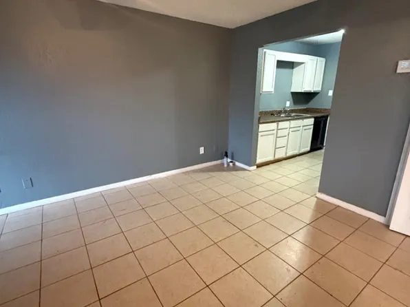 202 Fir Dl, Converse, TX 78109