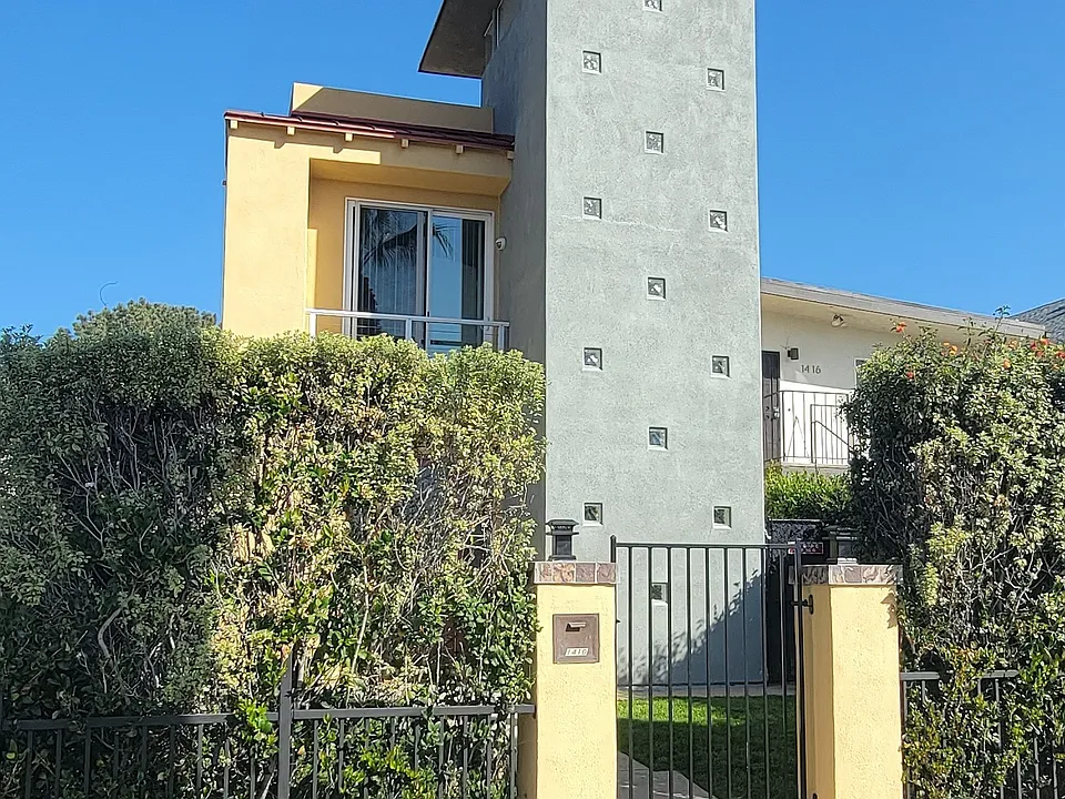 1410 Grand Ave
