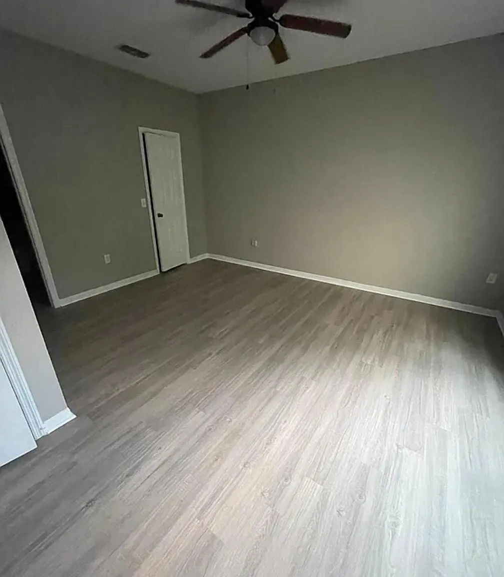 2 bed, 1244 sqft, $1,600 — Photo 3