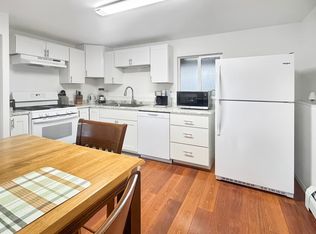 3830 Crosson Cir, Anchorage, AK 99517