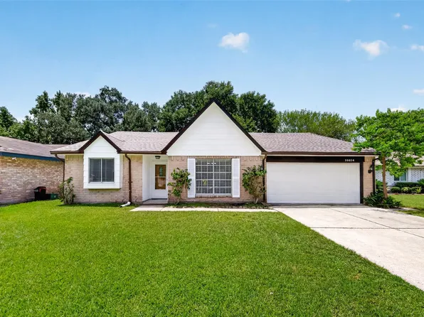 16614 Blackhawk Blvd, Friendswood, TX 77546