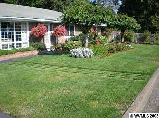Well maintained single story home