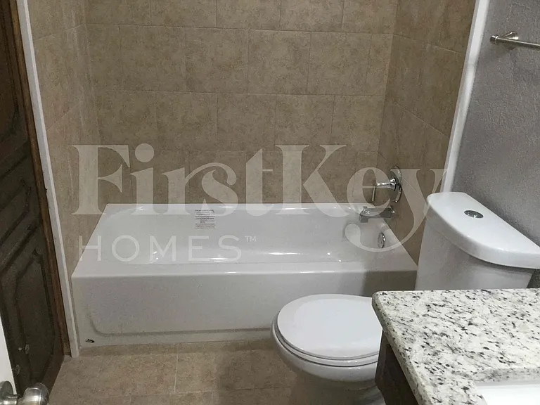 419 Buckingham Pl — Photo 19