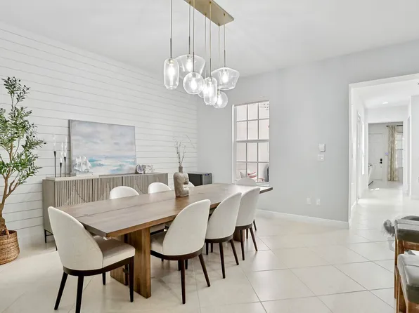 8331 NW 8th Terrace, Boca Raton, FL 33487