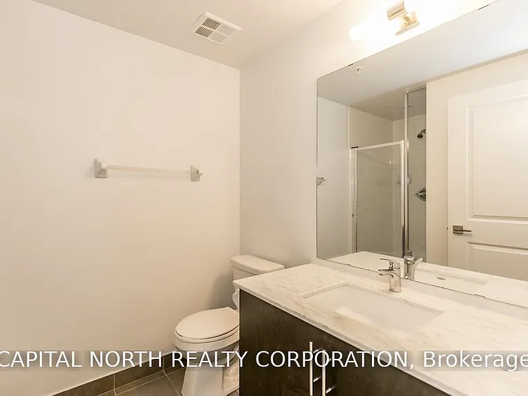23 Glebe Rd W #403 — Photo 15
