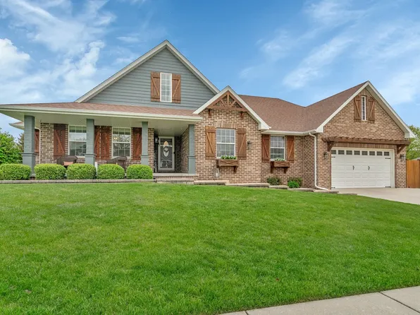 1304 Michael Dr, Morris, IL 60450