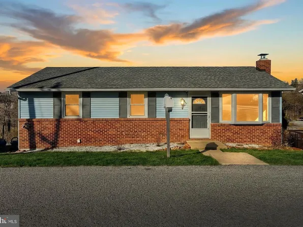 737 Atlantic Ave, Red Lion, PA 17356