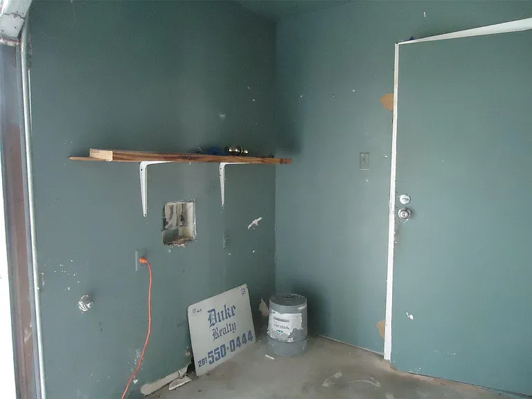 7610 Lemma Dr — Photo 20