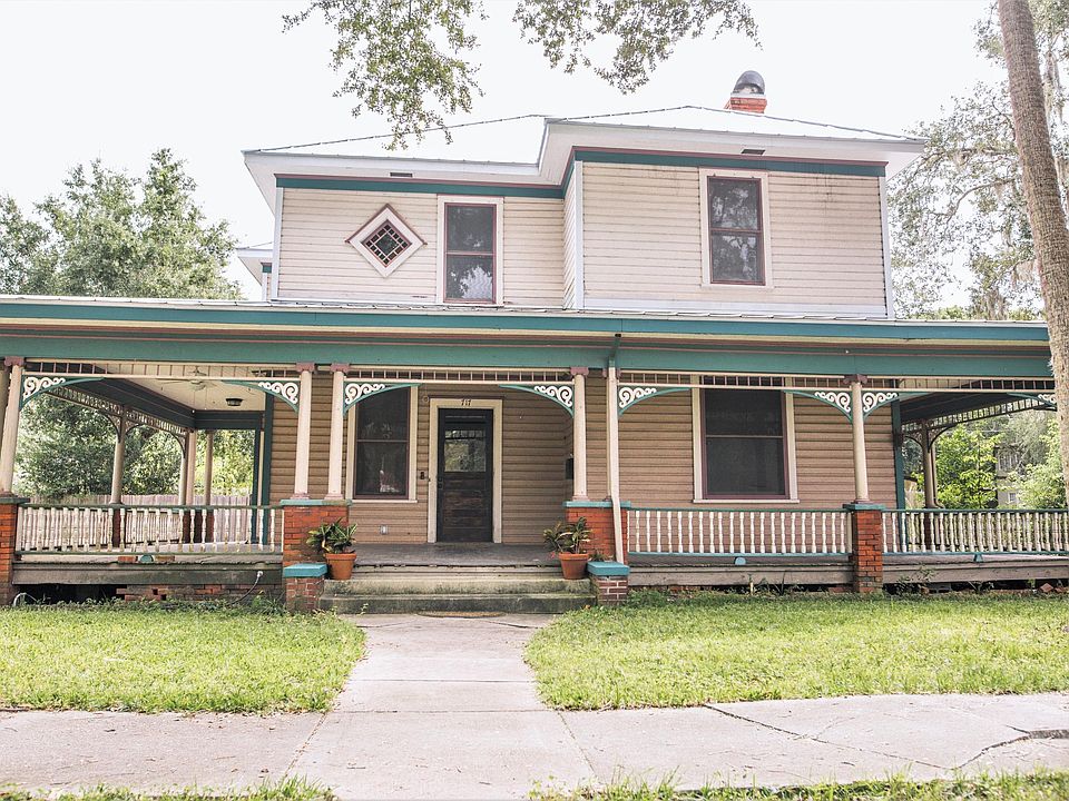 1st image of 717 Park Ave