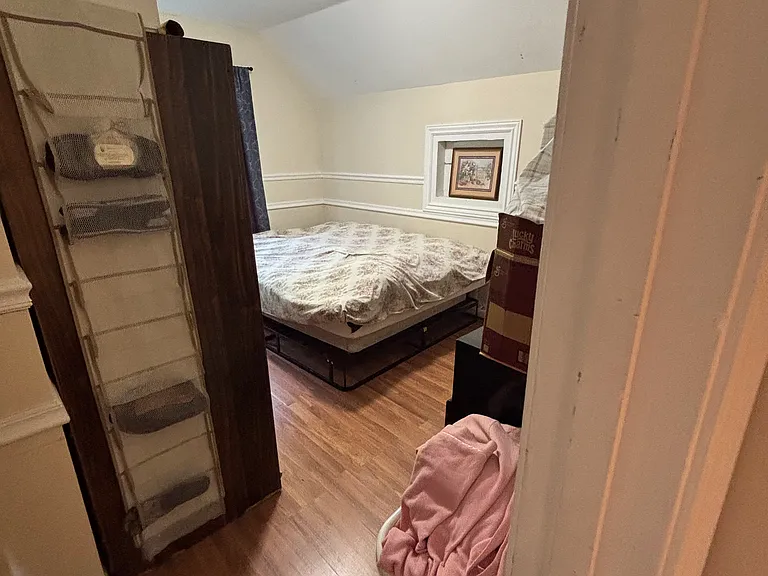 204 Main St — Photo 5