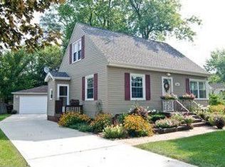 6666 Pine Point Dr, Tinley Park, IL 60477