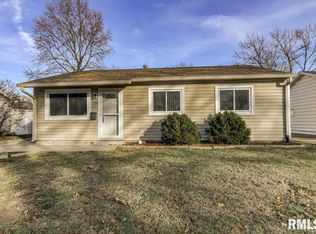 1730 Fairmont Dr, Springfield, IL 62702