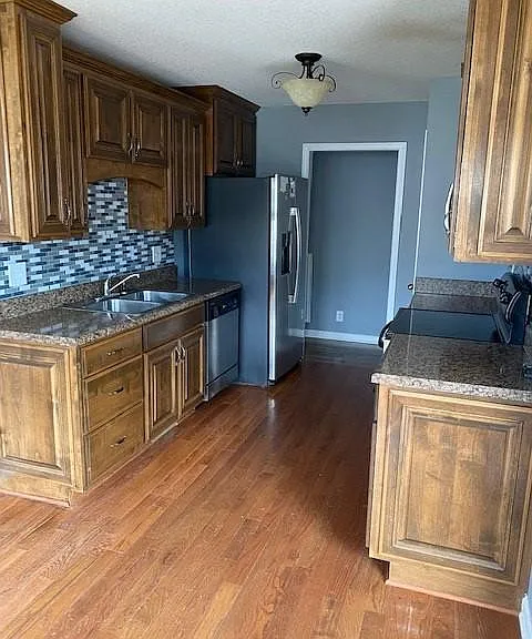 3534 Southwood Dr — Photo 4