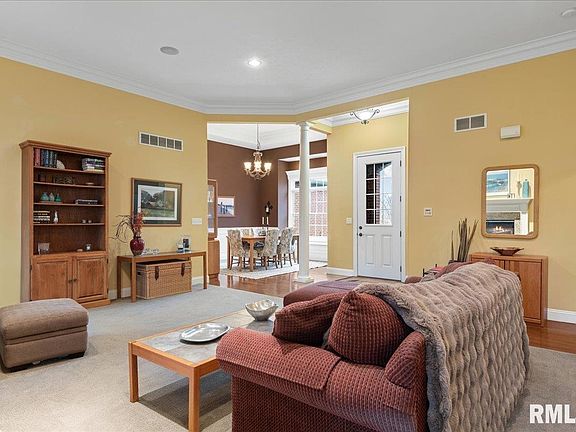 4th image of 1705 Interlacken Rd