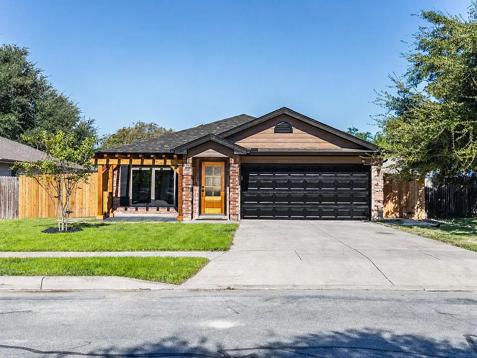 9123 Hampton Hls