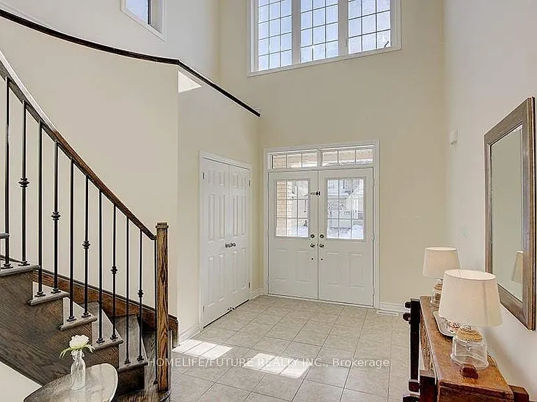 1011 Wrenwood Dr — Photo 3