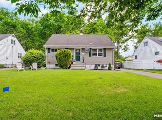 642 Ellington Rd, Ridgewood, NJ 07450