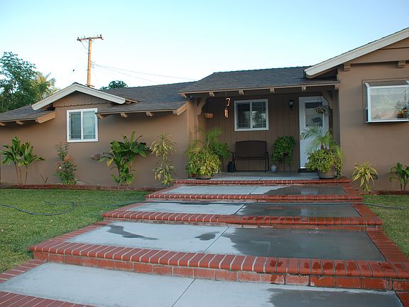 4th image of 802 S Lolita St