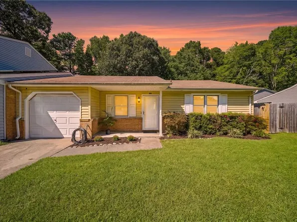 1148 Woodcock Ln, Virginia Beach, VA 23454