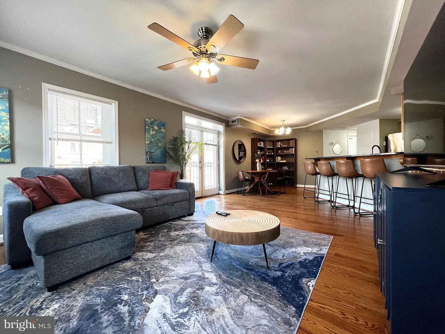1 bed, 1.0 bath, 697 sqft, $2,200 — Photo 1