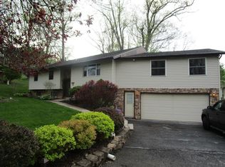 202 Maplebrook Rd, Ebensburg, PA 15931