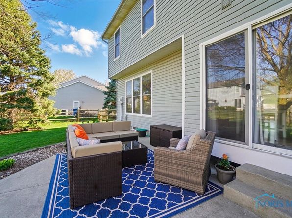 4324 Cattlemans Cir, Maumee, OH 43537