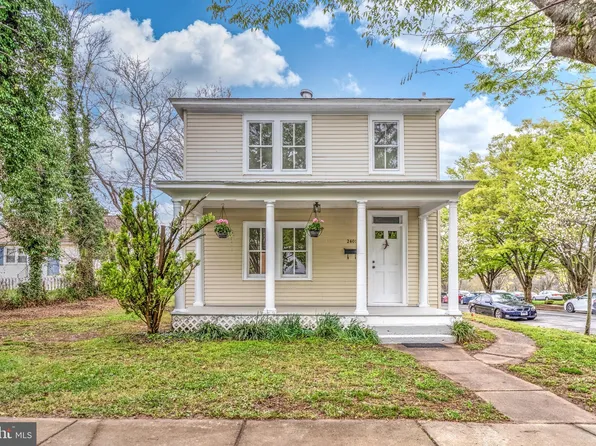 2401 Van Buren St, Fredericksburg, VA 22401