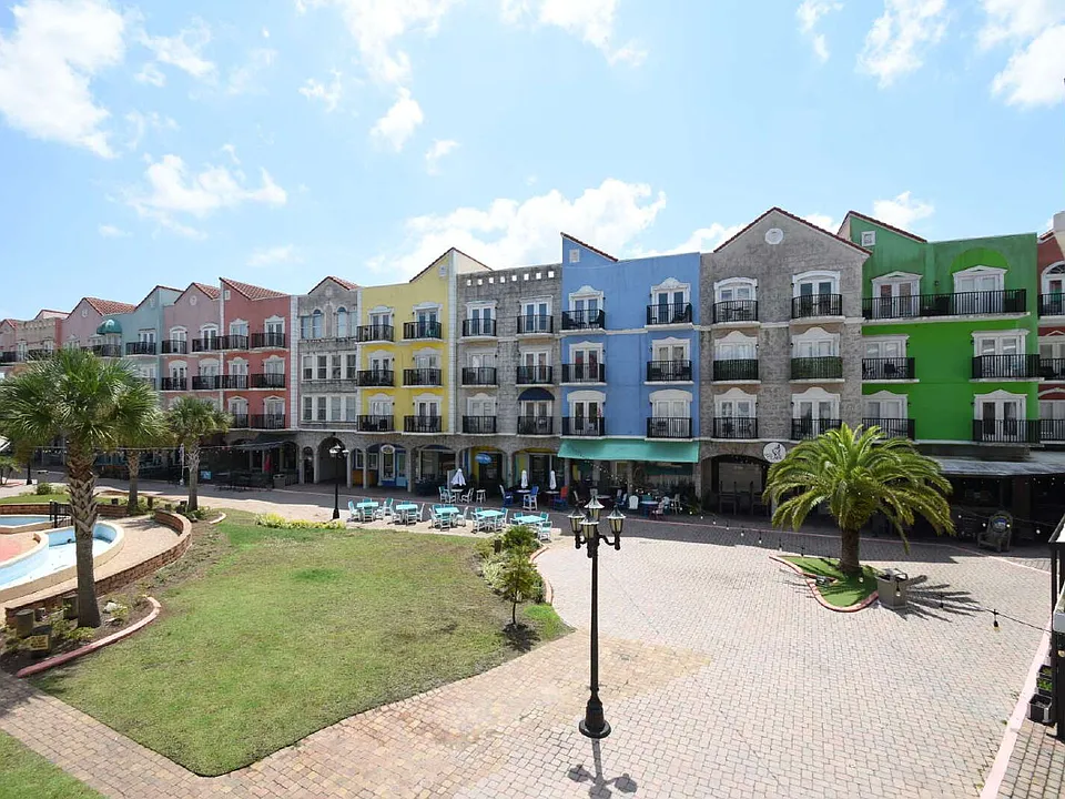 101 Palm Harbor Pkwy #230A