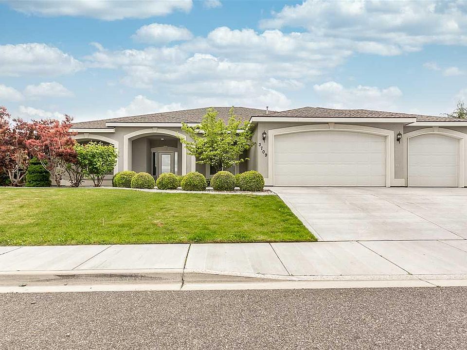1st image of 3709 W 48th Ave