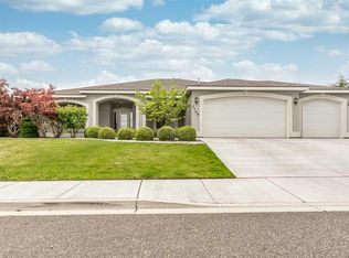 3709 W 48th Ave, Kennewick, WA 99337