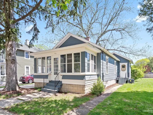 616 Hinman St, Aurora, IL 60505