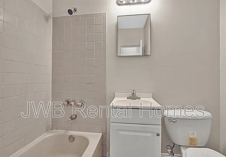 1562 Windle St — Photo 9