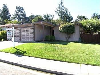 1st image of 2588 Turnberry Dr