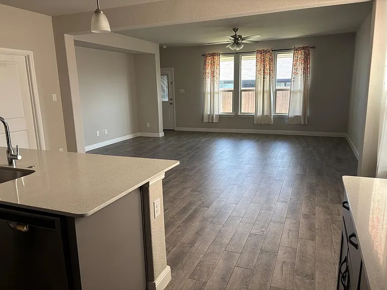 1224 Napier Way — Photo 6