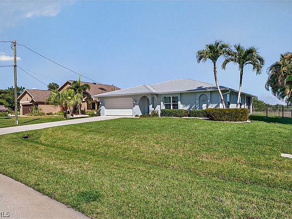 4th image of 2367 Coral Point Dr